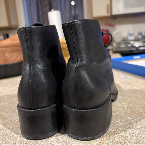 “Nine West” Leather Lace Up Boots! - Picture 5 of 6